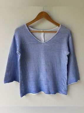 Foxcroft Blue White Cotton Striped Textured Knit Top Button Women’s Size Small ?